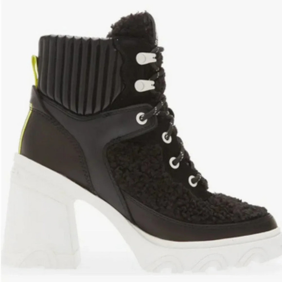 Sorel Women's Brex Leather & Faux Shearling Block Heel Lace-Up Bootie  Sz: 8 - Picture 3 of 13